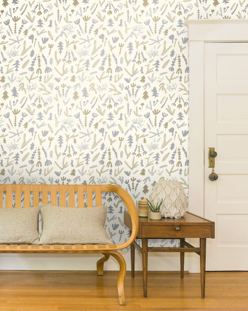 Cle Elum - Silver and Gold on Cream - Residential Coated Wallpaper - Thatcher